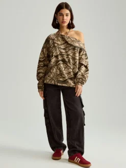 Asymetryczna bluza we wzory realtree