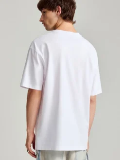 Biała koszulka z krótkim rękawem loose long basic