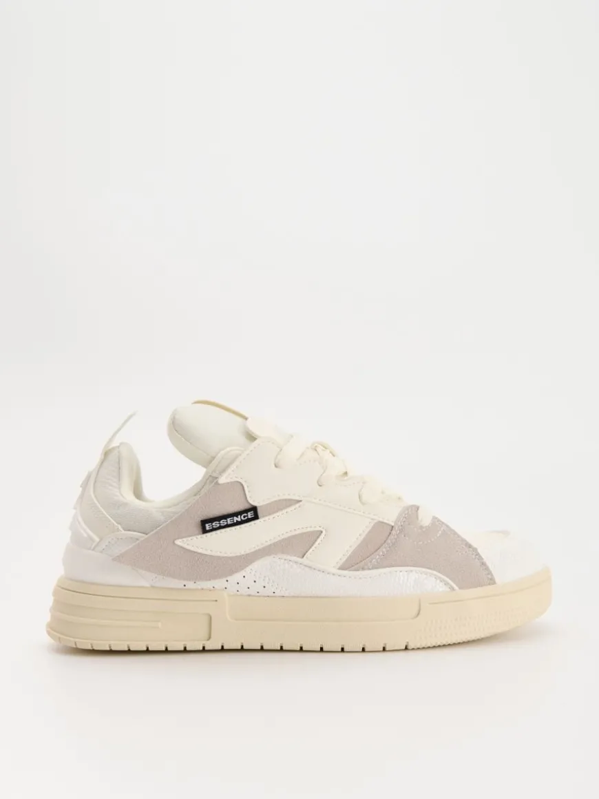 Biało-beżowe sneakersy z łączonych materiałów