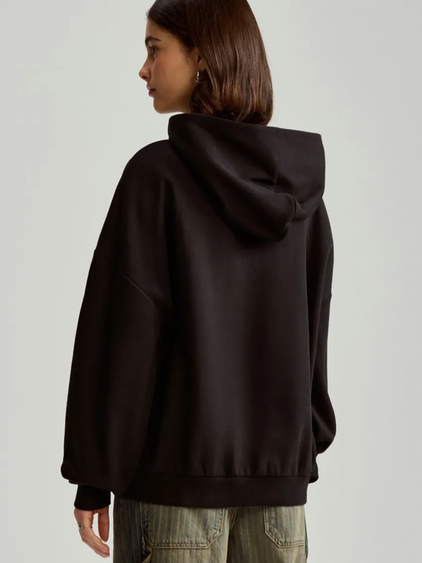 Bluza z kapturem i nadrukiem Embrance the chaos