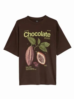 Brązowa koszulka z nadrukiem kakaowca z napisem Chocolate