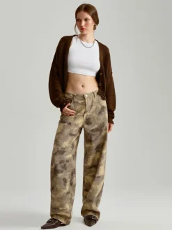 Brązowy cardigan oversize z efektem sprania