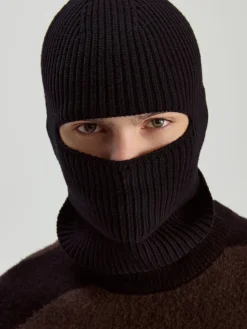 Czapka beanie i kominiarka w kolorze czarnym