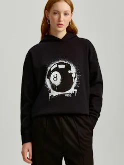 Czarna bluza z nadrukiem o fasonie loose fit
