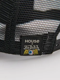 Czarna czapka z daszkiem trucker hat Von Dutch
