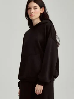 Czarna gładka bluza loose fit z kapturem