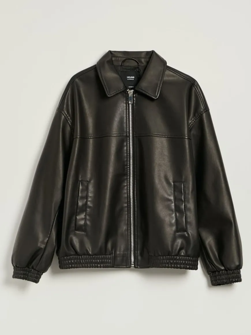 Czarna kurtka bomber dad fit z imitacji skóry
