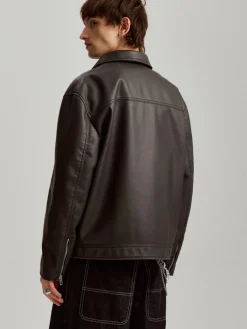 Czarna kurtka z imitacji skóry bomber dad fit