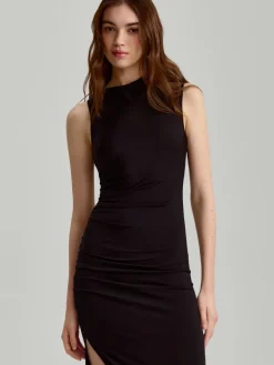 Czarna sukienka maxi bodycon z rozcięciem