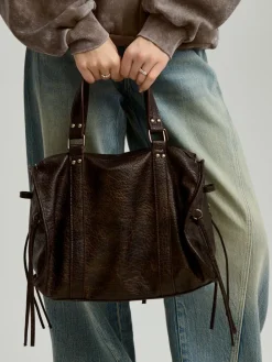 Czarna torba shopper w stylu vintage