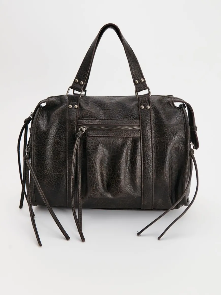 Czarna torba shopper w stylu vintage