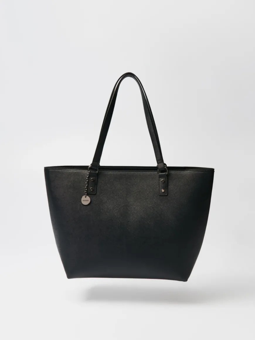 Czarna torba shopper z zawieszką