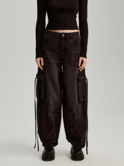 Czarne jeansy baggy cargo z motywem gwiazdy