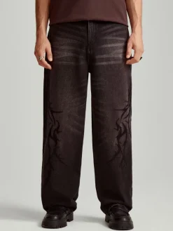 Czarne jeansy skater fit stone wash