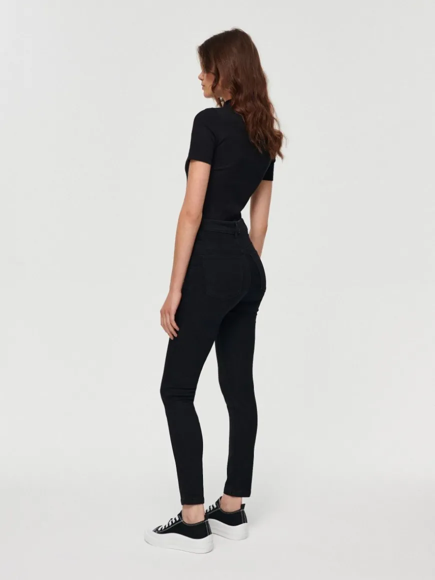Czarne jeansy skinny fit z wysokim stanem