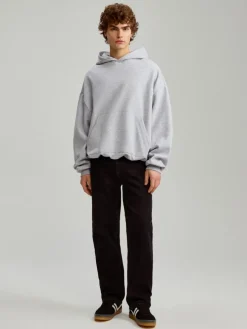 Czarne jeansy straight fit
