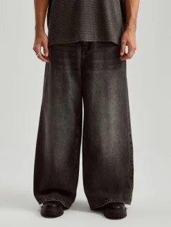 Czarne jeansy super baggy fit z efektem sprania