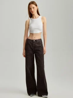 Czarne jeansy wide leg z aplikacją dżetów