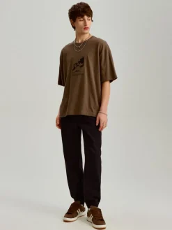 Czarne joggery z zaszewkami basic