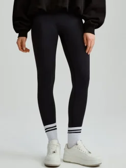 Czarne legginsy mid waist