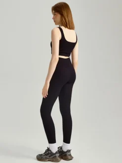 Czarne legginsy z wysokim stanem