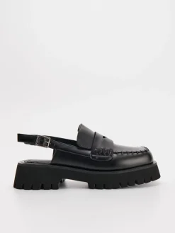 Czarne loafersy z odkrytą piętą