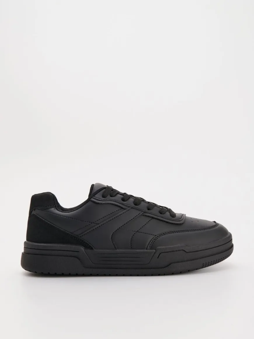 Czarne sneakersy z imitacji skóry