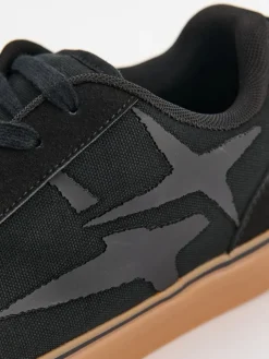 Czarne sneakersy z imitacji zamszu z motywem gwiazdek