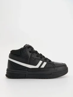 Czarne sneakersy z imitacji skóry