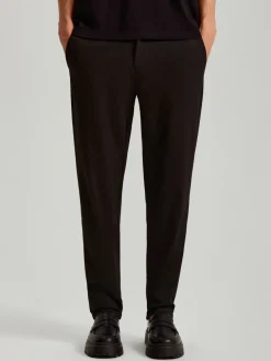 Czarne spodnie chino fit
