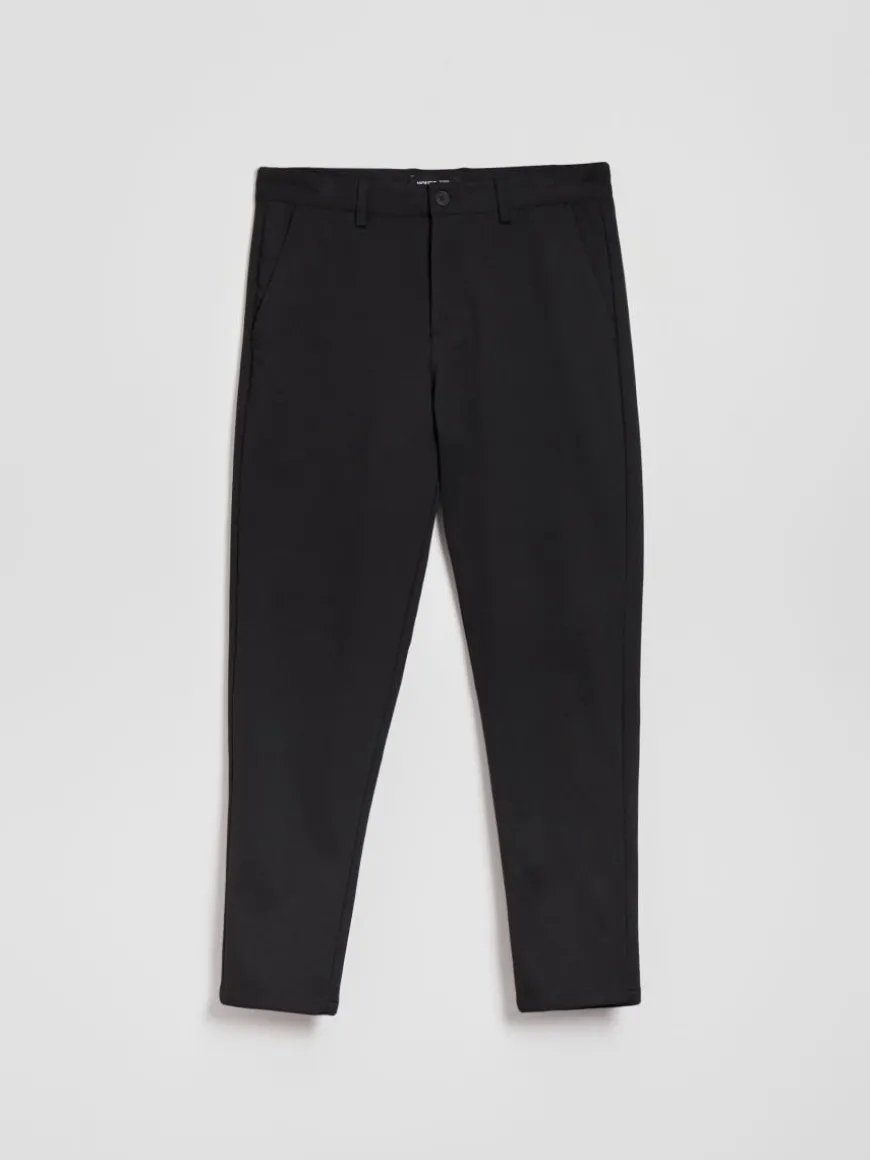 Czarne spodnie chino fit