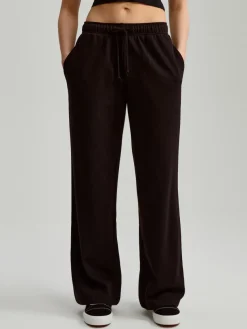 Czarne spodnie dresowe mid waist wide leg