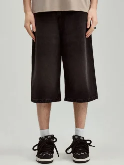 Czarne szorty jeansowe super baggy z tłoczeniem 024