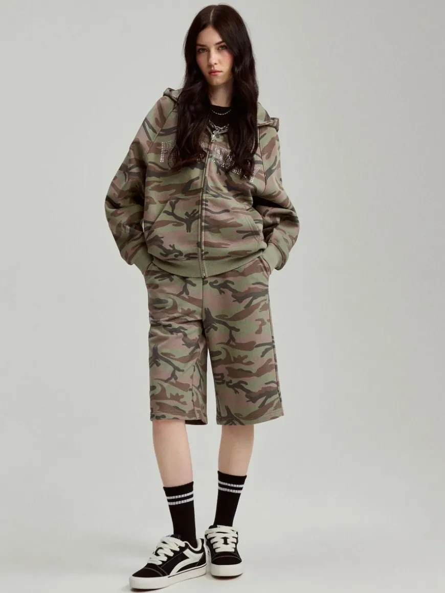 Dresowe szorty bermudy we wzór camo