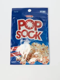 Długie skarpetki w ozdobnym opakowaniu popcorn