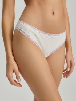 Figi thong z koronką 3-pak