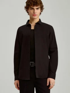 Gładka koszula regular fit czarna
