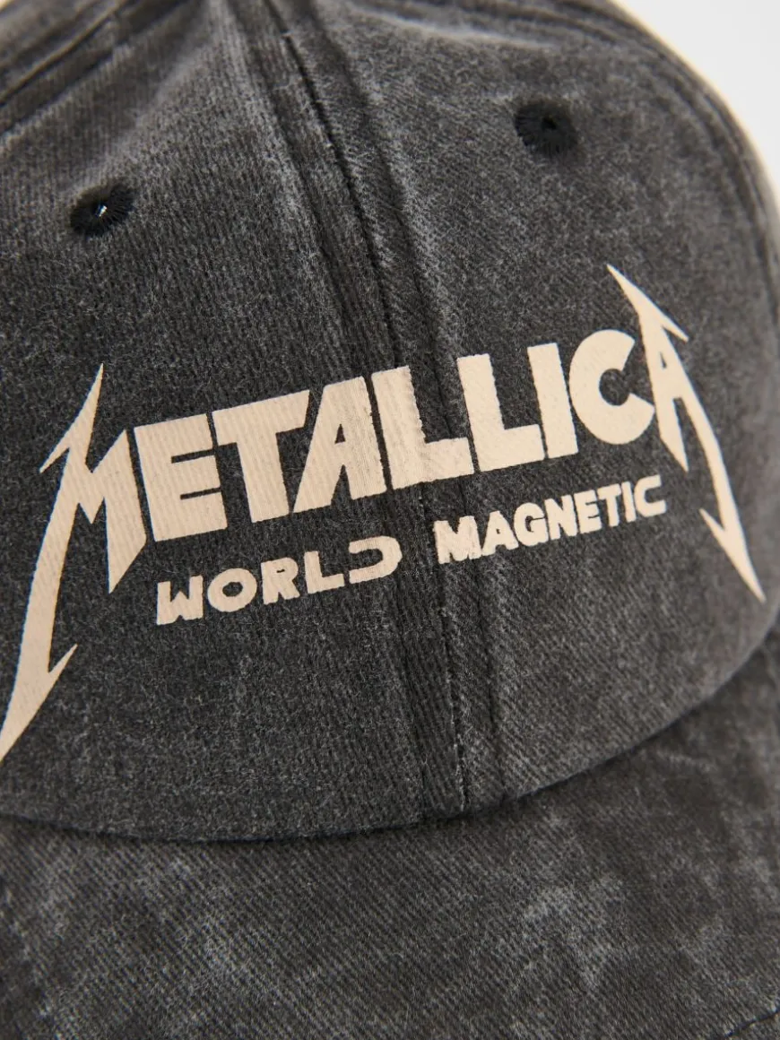 Grafitowa czapka z daszkiem i nadrukiem Metallica