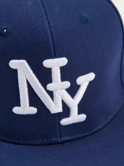 Granatowa czapka z daszkiem i haftem NY full cap