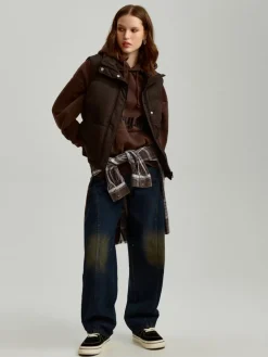 Granatowe jeansy baggy fit z przetarciami na kolanach