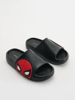 Gumowe czarne klapki z motywem Spider-Man