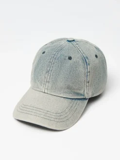 Jasnoniebieska czapka z daszkiem acid wash