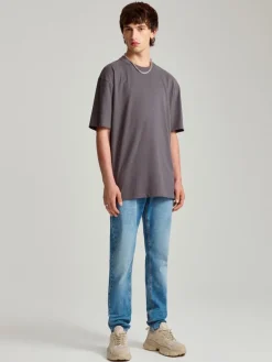 Jasnoniebieskie jeansy slim fit