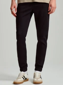 Jeansowe joggery z przetarciami czarne