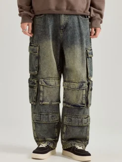 Jeansy typu skater z kieszeniami cargo acid wash