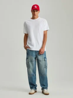 Niebieskie jeansy baggy wide leg z kieszeniami cargo