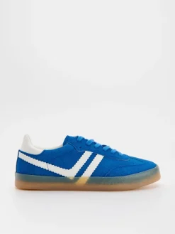 Niebieskie sneakersy z imitacji zamszu w stylu retro