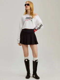 Rozkloszowana czarna spódniczka mini z wszytymi spodenkami