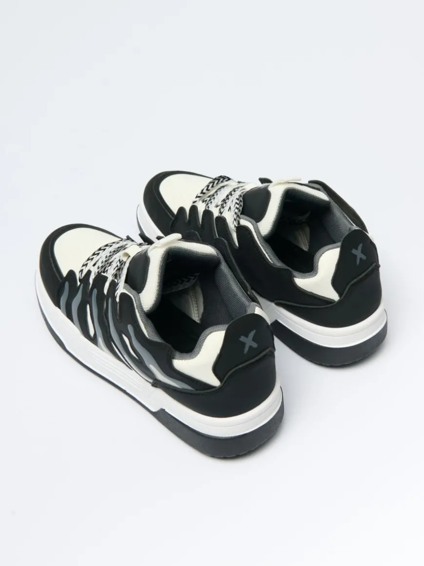 Sneakersy na grubej podeszwie