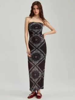 Sukienka maxi bandeau we wzór paisley